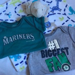Baby mariners fan